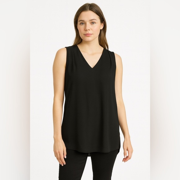 Suzy Shier Tops - Suzy Shier • NWT Black V-Neck Tank Top
